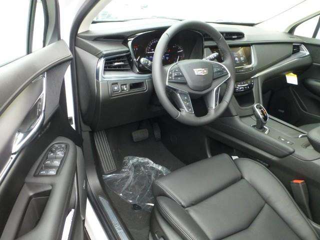 2017 Cadillac XT5 Premium Luxury 4dr SUV